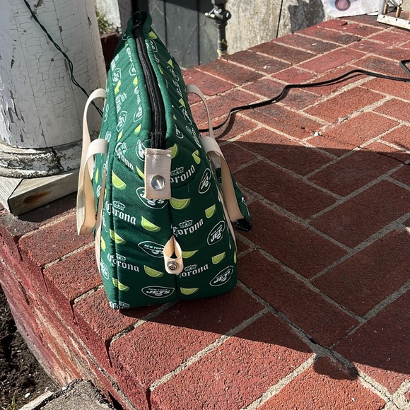 Corona Cooler bag. 💕 - Picture 4 of 6
